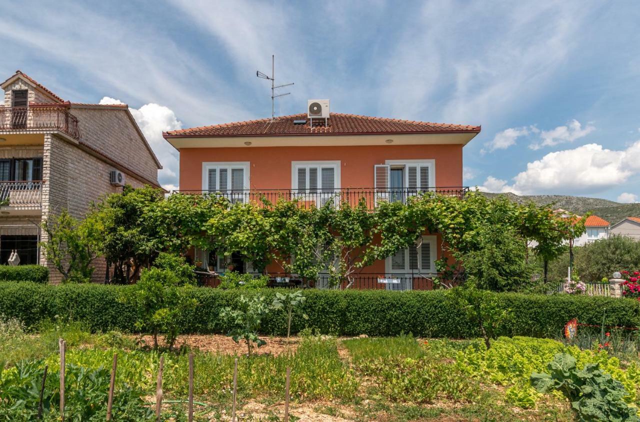 Marinella Apartment *